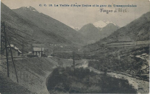 La vallée d'Aspe, Urdos et la gare du Transpyrénéen