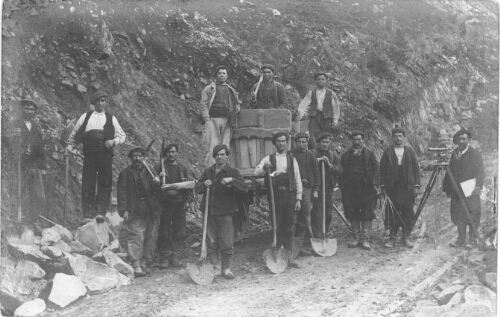 Ouvriers de la ligne Pau – Canfranc